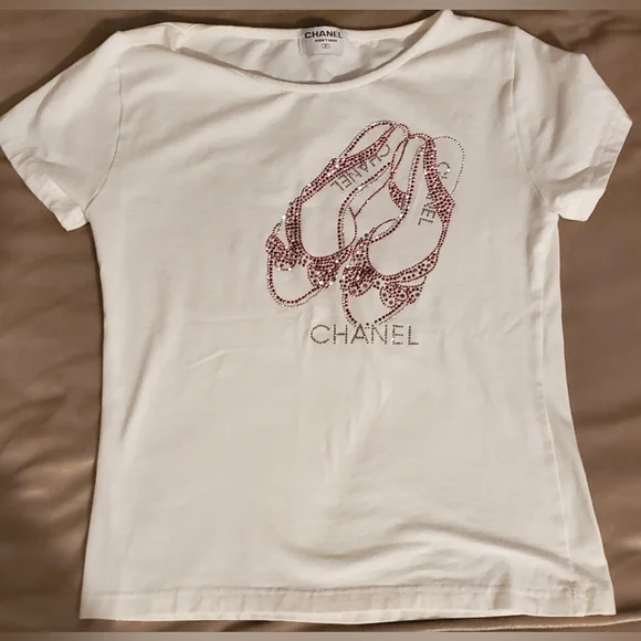 CHANEL | Tops | Vintage 9s Chanel Boutique Top | Poshmark